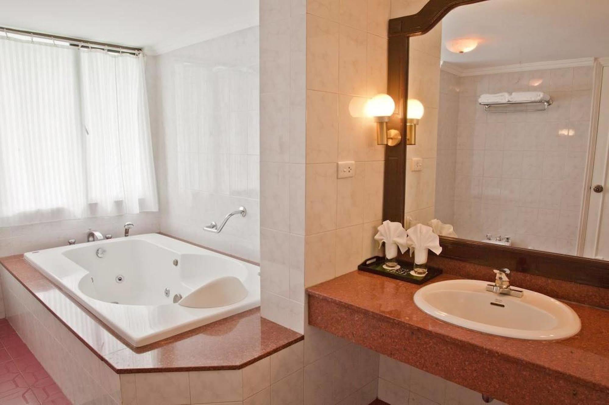 Green Park Hotel Hanoi Luaran gambar